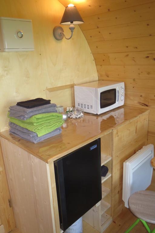 Camping Ferme Des Saules Hotel Bailleul  Ruang foto